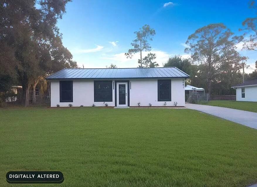 3 bed, 2.0 bath, 988 sqft, $1,980 — Photo 2