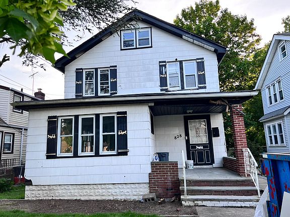 4th image of 828 Harrison St