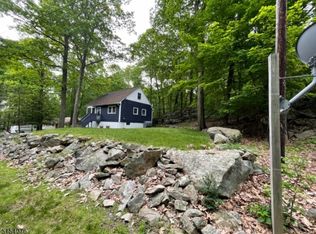 42 Appleseed Rd, Sussex, NJ 07461