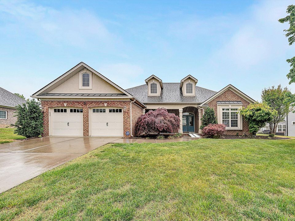 1st image of 229 Mountain Brook Dr NE