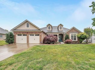 229 Mountain Brook Dr NE, Roanoke, VA 24012