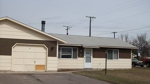 2nd image of 2223 Central Pl