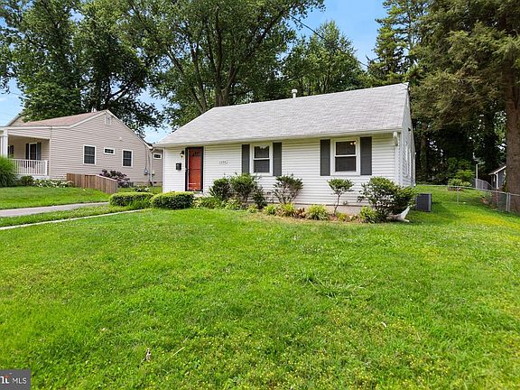 2nd image of 1844 Cherri Dr