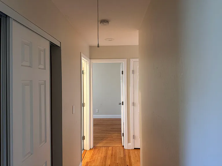 2913 Daisy Ct — Photo 12