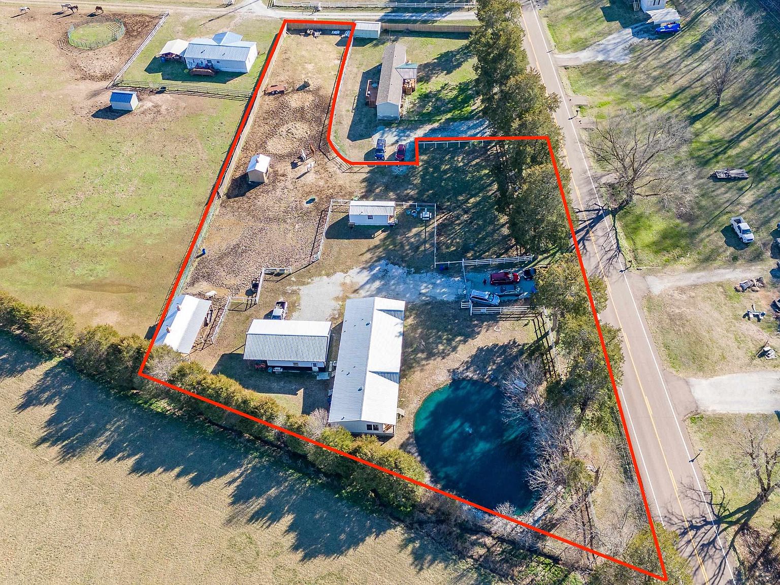 656 Waynesboro Hwy, Waynesboro, TN 38485 | MLS #242920 | Zillow