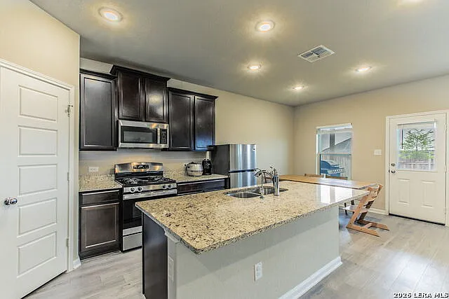 7045 Vista Loop — Photo 4