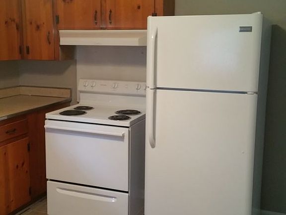 4th image of 103 Primrose Ln #1