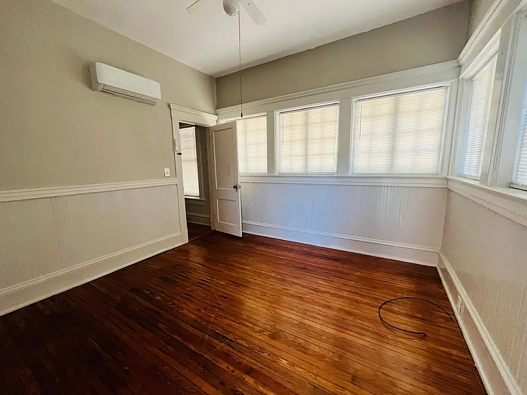 2585 Napier Ave #B — Photo 3