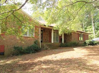 186 River Hills Dr, Forest City, NC 28043