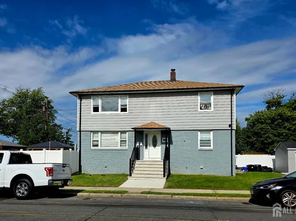 71 Lowell St, Carteret, NJ 07008