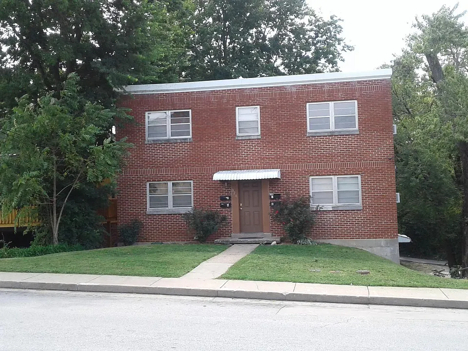 324 E Dunklin St #1