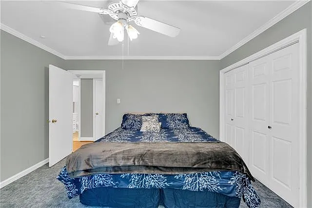 3201 Saint Charles Ave #220 — Photo 15