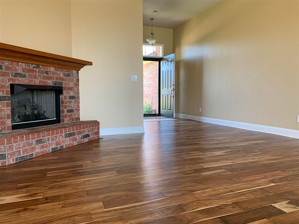 2nd image of 5219 W 3rd Pl