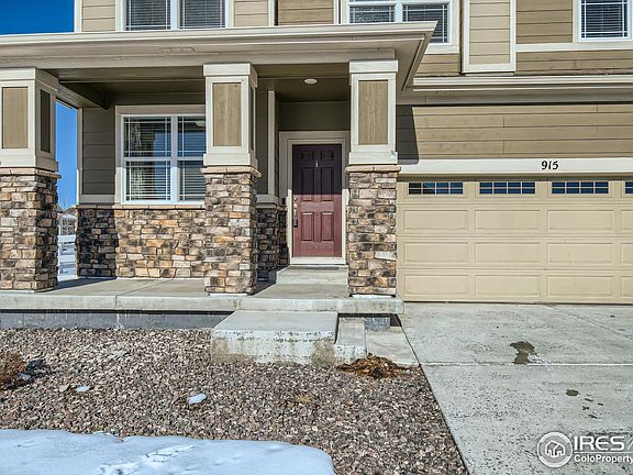3rd image of 915 Hollyhock Ln