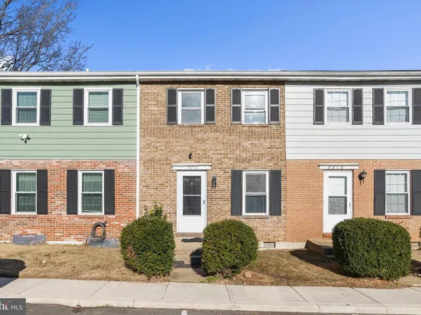 8212 Coatsbridge Ct, Severn, MD 21144