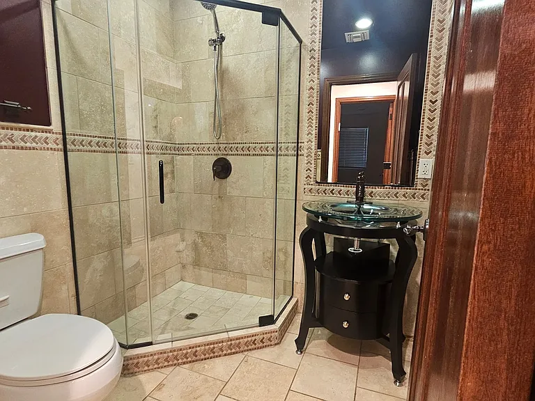 4940 Dobkin Ave — Photo 13