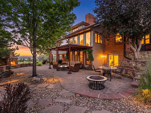 2nd image of 5588 Ponderosa Drive