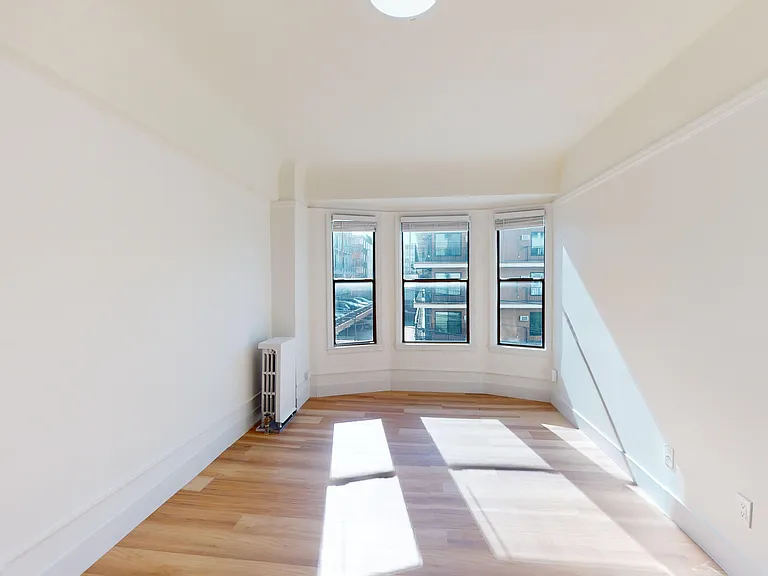 1472 Filbert Street — Photo 7