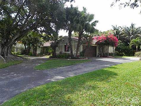 3rd image of 8924 SW 177th Ter