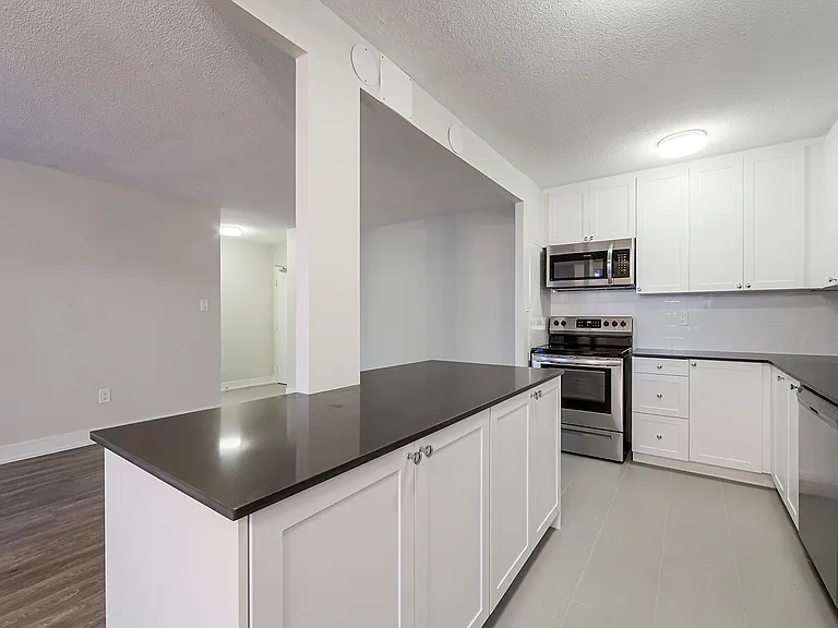 75 Eastdale Ave — Photo 17