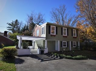 702 W G St, Elizabethton, TN 37643