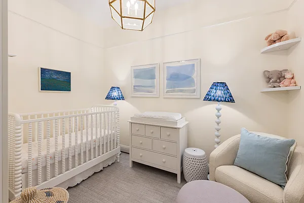 Sold by OFFICIAL | media 16