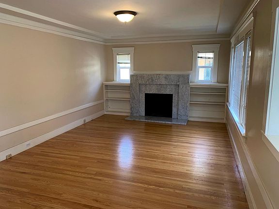 3rd image of 833 Paloma Ave