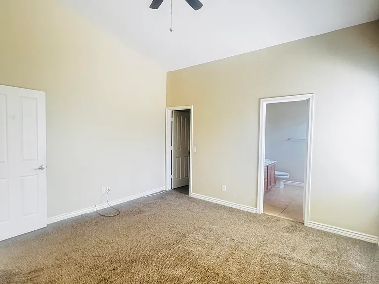 2927 E Mead Dr — Photo 14