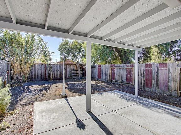 4th image of 1864 Virginia Ave