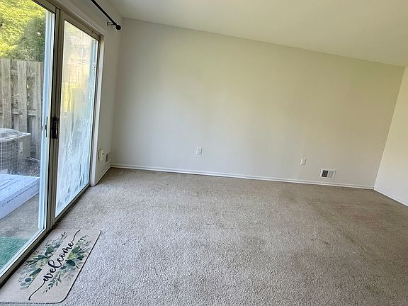 5th image of 230 Palombi Ct