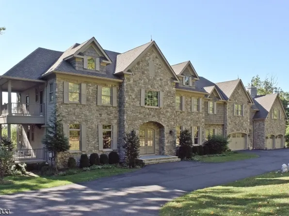 2 Chilton Rd, Chester Twp., NJ 07930