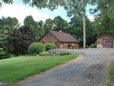 1602 Town Hill Rd, York Springs, PA, 17372