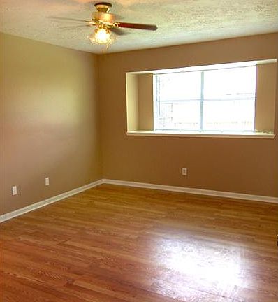4th image of 16411 Lonesome Quail Dr