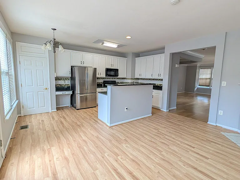 13996 Khalid Ln — Photo 11