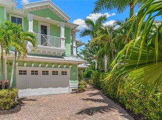 529 Fairway TER, NAPLES, FL 34103