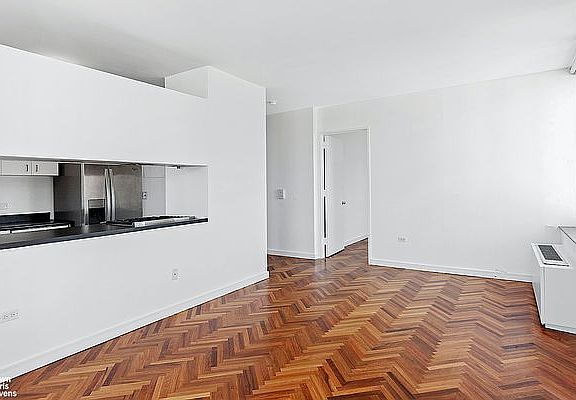 4th image of 360 E 88th St APT 23A