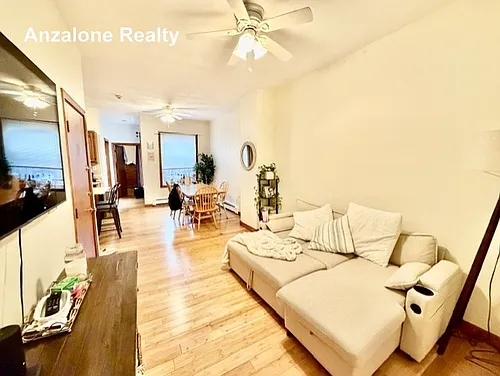 182 Salem St #2 Photo 1