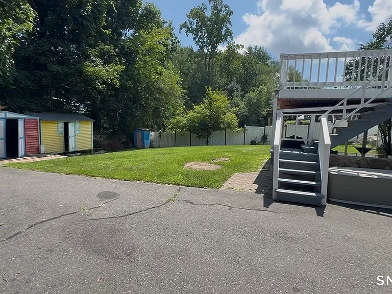 43 Meadowbrook Rd — Photo 13