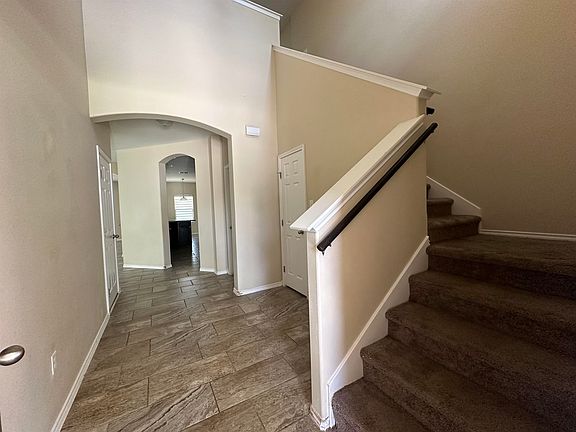 3rd image of 719 Andalucia Dr