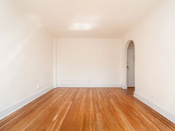 34-17 30th Street image 4 of 6