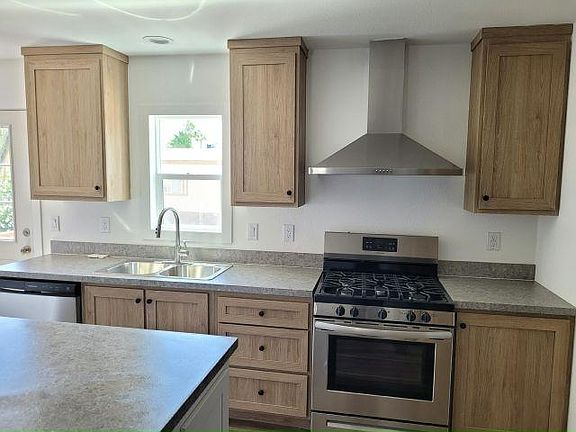 2nd image of 825 N Lamb Blvd #78