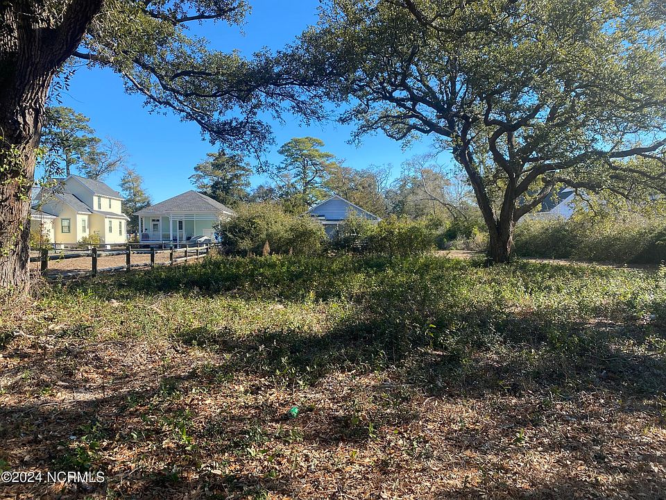 1st image of 1110 N Caswell Avenue