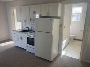 1706 6th St #6, Rensselaer, NY 12144