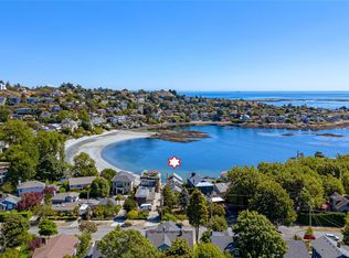 157 Robertson St, Victoria, BC V8S 3X3