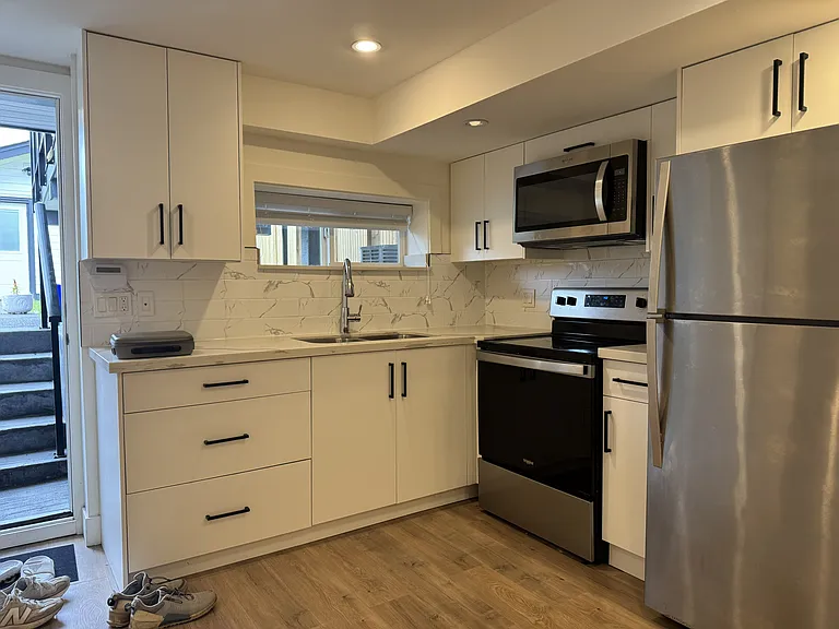 11 Howard Ave #1840 — Photo 23