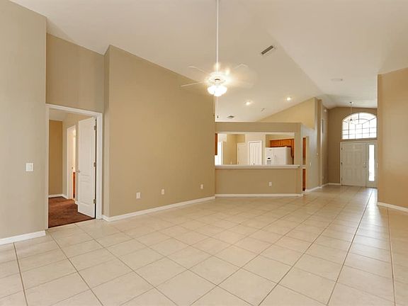 5th image of 13002 Waterbourne Dr