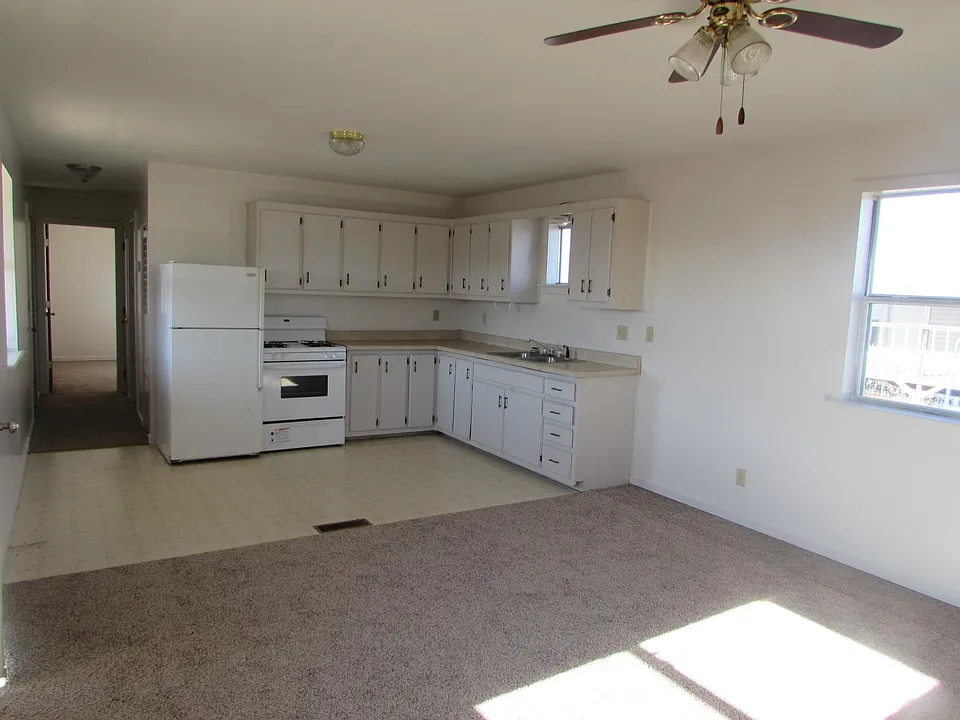 Living room to kitchen