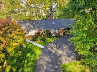 26 Eastview Terrace, Demarest, NJ 07627