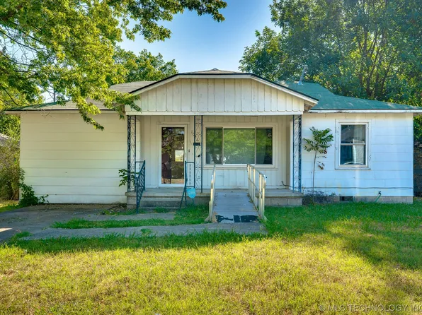 1026 S Cherry St, Ada, OK 74820
