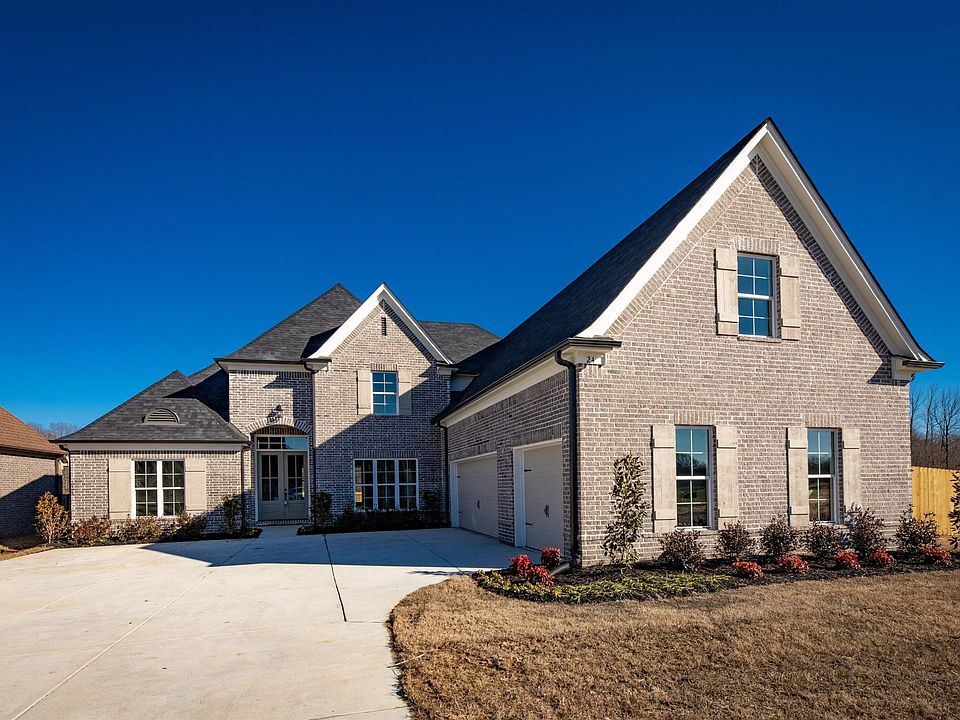 1st image of 24 Grays Hollow Dr #31